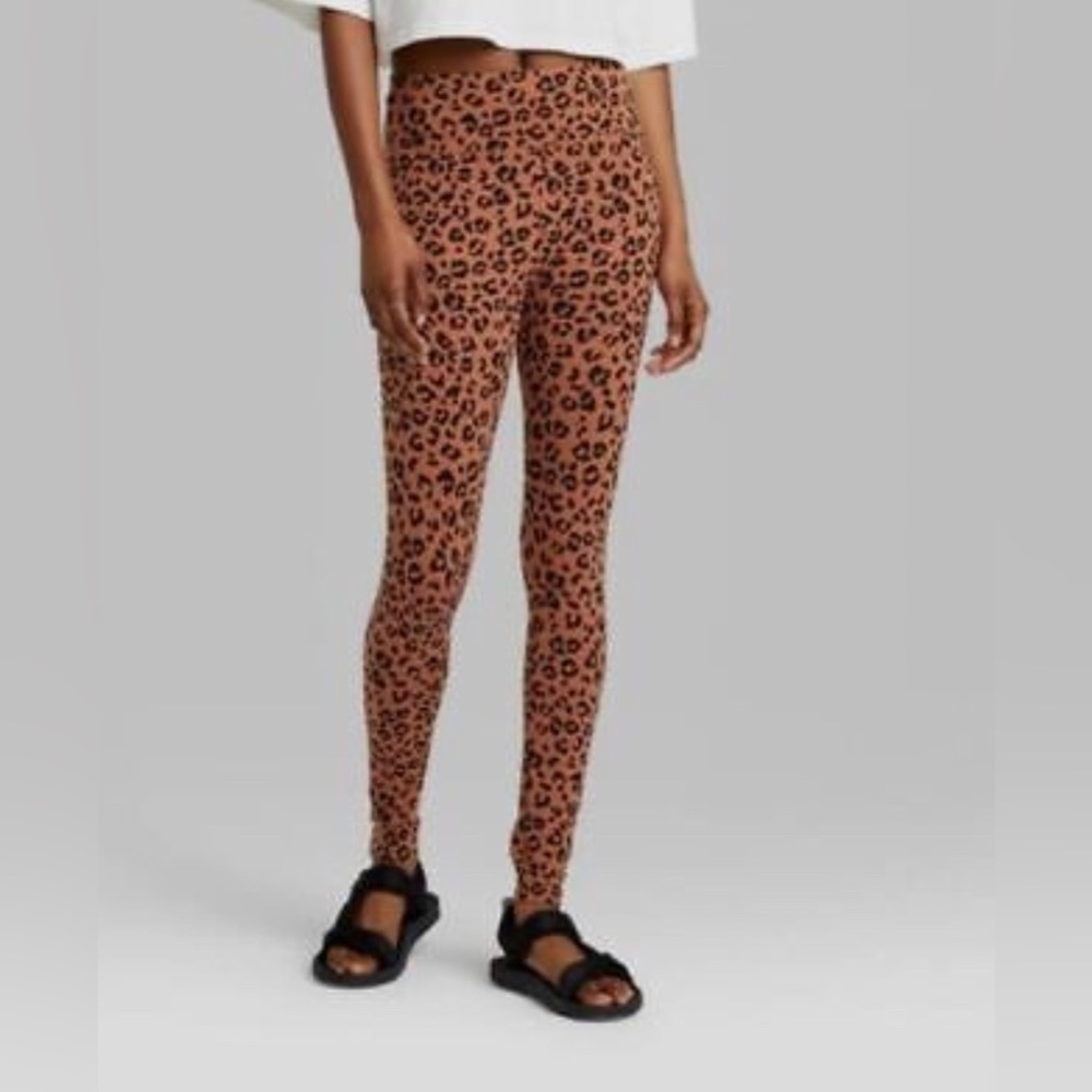 WILD Fable High-Rise Classic Leggings Brown Leopard Animal Print